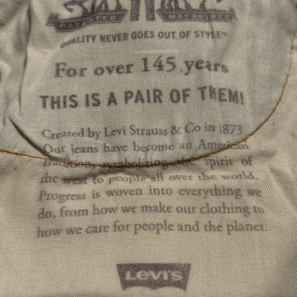 Levi's Men's Straight Jeans in Light wash Blue